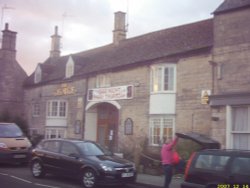 alternative view of the George Wallpaper