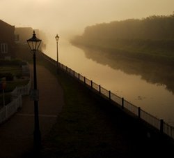 River Arun at Arundel, West Sussex Wallpaper