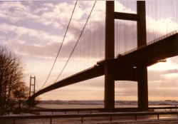 Humber Bridge, Hessle, East Riding of Yorkshire Wallpaper