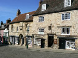 Jew's House in Lincoln, Lincolnshire Wallpaper