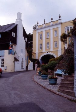 A walk around Portmeirion Village, Porthmadog, Gwynedd