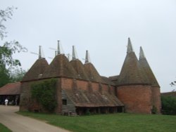 Oast houses at Sissinghurst Wallpaper