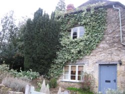 A cottage in Lacock Wallpaper