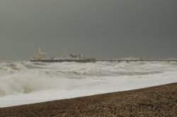 The test, Brighton Pier, East Sussex Wallpaper