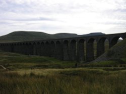 Ribblehead Viaduct, Settle, North Yorkshire Wallpaper