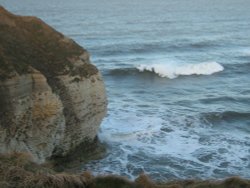 Incoming waves, Flamborough, East Riding of Yorkshire Wallpaper