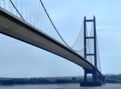 The Humber bridge, Kingston upon Hull, East Riding of Yorkshire Wallpaper