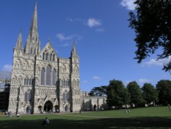 Cathedral West front Wallpaper