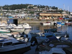 The Boatfloat Dartmouth Wallpaper