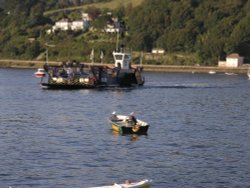 The Higher Ferry ('Floating Bridge'), Dartmouth Wallpaper