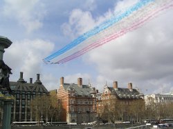 The Red Arrows flypast Wallpaper