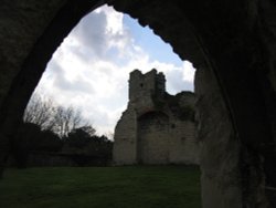 Wallingford Castle Gardens Wallpaper