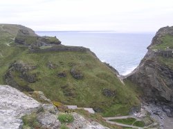 Tintagel Castle is partly on the Island, and partly on the mainland, with a huge drop between the two Wallpaper