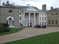 Tour group  'grouping' outside Kenwood House Wallpaper