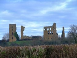 Sheriff Hutton castle (Ruins) Wallpaper