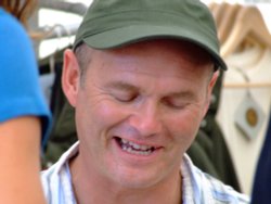 Simon King Wallpaper