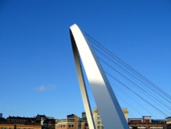 The Gateshead Millennium Bridge. Wallpaper