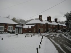 Hook Village Green in the snow Wallpaper