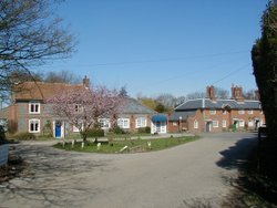 Hook Village Green in Spring 2006 Wallpaper