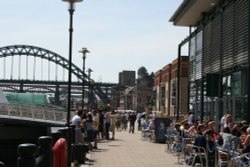 Sunday lunch time on Quayside Newcastle Wallpaper