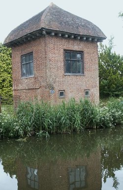 2008.  Pyrford Place Sy. The 'summer house'