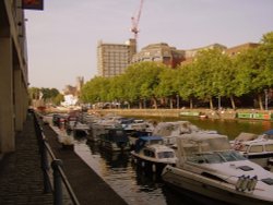 Bristol Harbour and waterfront Wallpaper