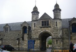 The Courtyard Wallpaper