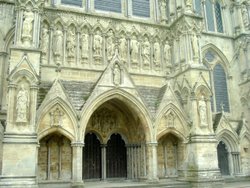 Salisbury cathedral Wallpaper