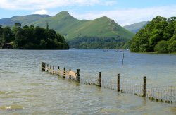 Derwentwater in the English Lakes. Cat Bells in the background. Wallpaper