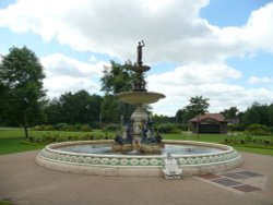 Vivary Park Wallpaper