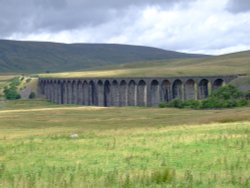 Ribblehead Viaduct, North Yorkshire Wallpaper
