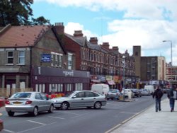 Cricklewood Lane NW2 Wallpaper