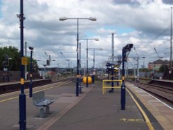 Cricklewood Station Wallpaper