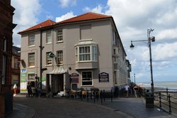 Cromer Pub The Dolphin Wallpaper