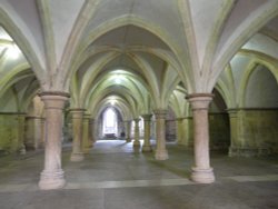 Rochester Cathedral Crypt Wallpaper