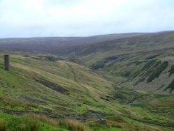 The rugged beauty of the hills Wallpaper