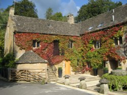 Ivy covered hotel in Lower Slaughter