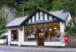 Cheddar Gorge, Cheddar cheese co.