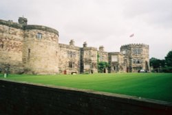 View of Skipton Castle Wallpaper