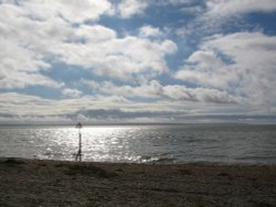 Late afternoon sun over the Solent Wallpaper