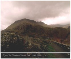 Moody Top - Snowdonia Wallpaper