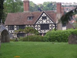 Tudor House Ludlow Wallpaper