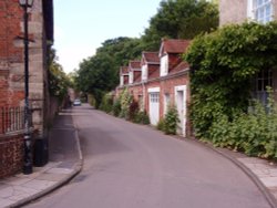 De Vaux Place Salisbury Wallpaper