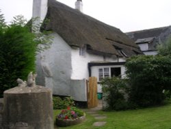 Carlton Cottage Wallpaper