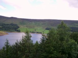 Dovestones Resevoir Wallpaper