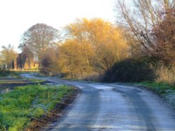 Slippery lane at Faxfleet Wallpaper