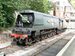 Golden Arrow Wallpaper