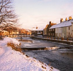 Great Ayton in winter Wallpaper