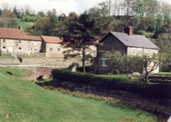 Hutton-le-Hole, North York Moors National Park Wallpaper