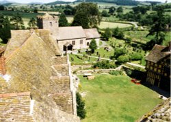Stokesay Castle Wallpaper
